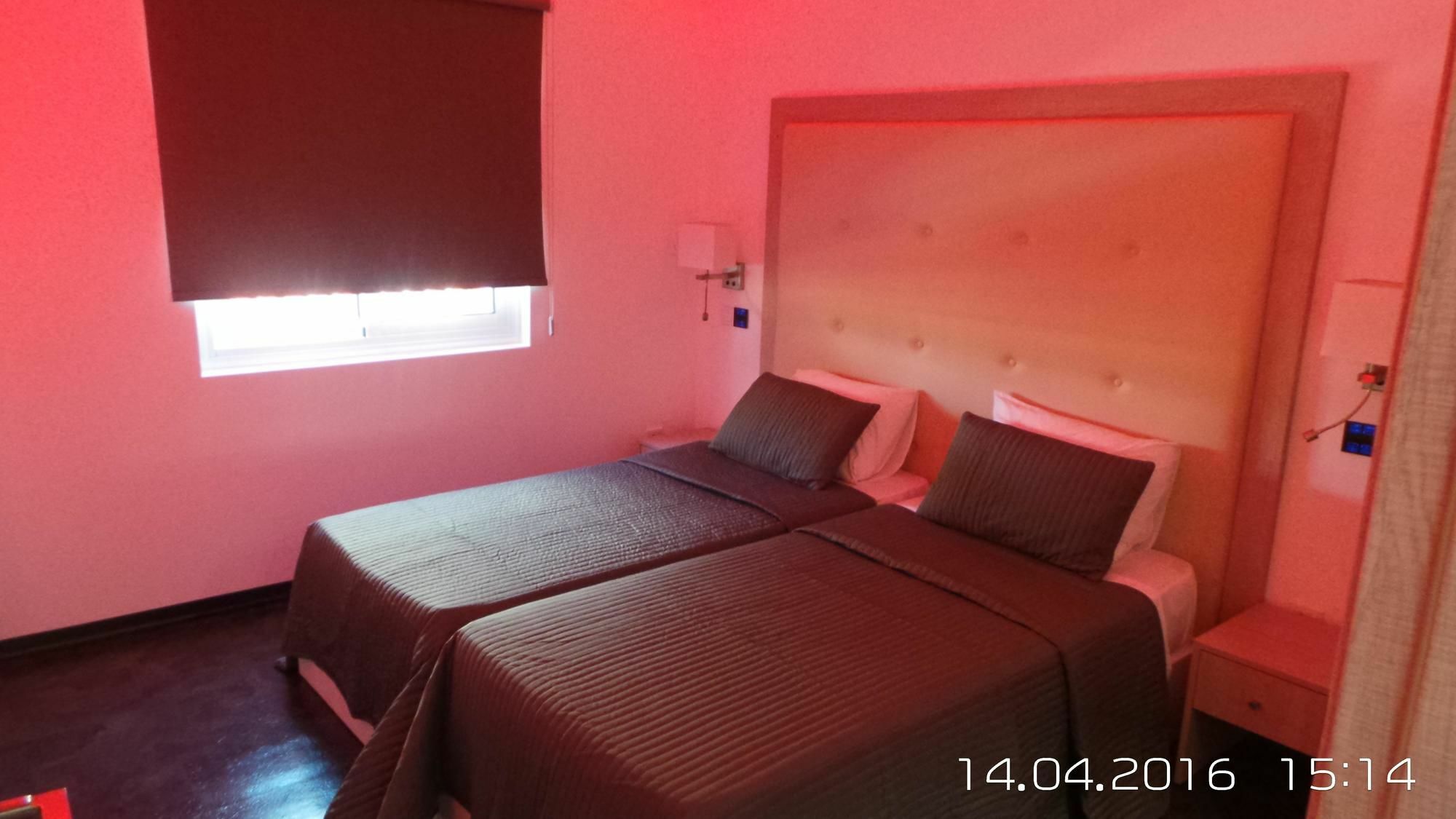 Neptune Hotel Apartments Paphos Coral Bay Exterior foto